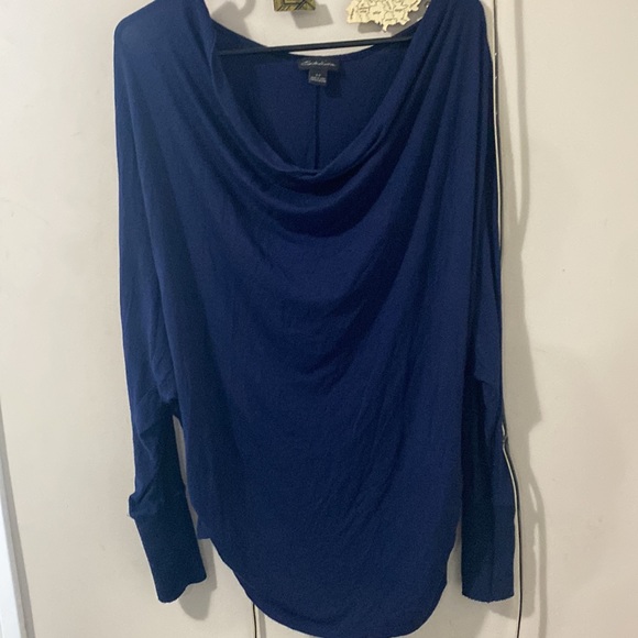 purple mesh top xs size and blue S top - Picture 4 of 6